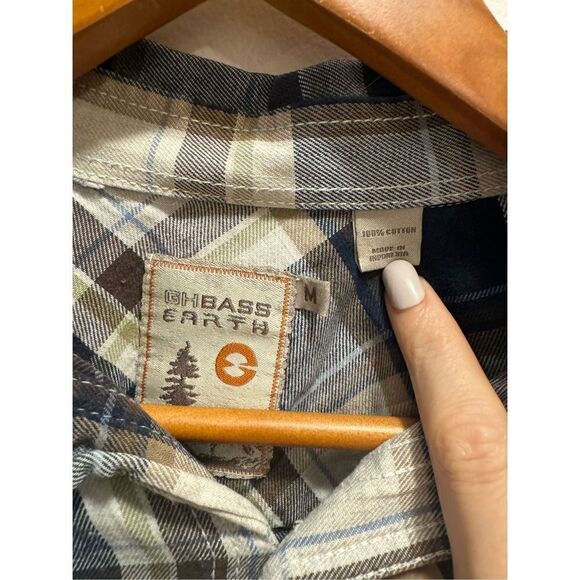 GH Bass Earth | Shirts & Tops | Men’s Plaid Flannel Size Medium - Picture 2 of 3